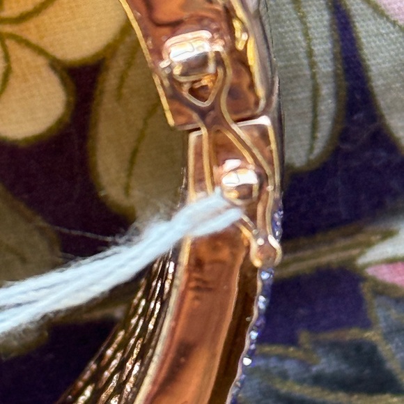 AKKAD brand cuff bracelet PAVÉ OMBRÉ lilacs to pinks crystals -rose-gold tone - Picture 12 of 15